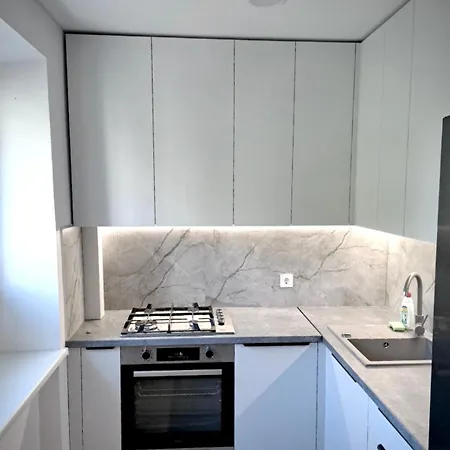 Azuolu Giraiteje 2 Bedroom