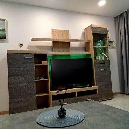Azuolu Giraiteje 2 Bedroom Apartment Klaipeda
