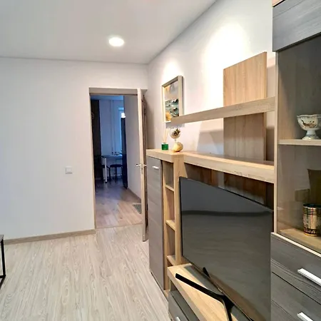 Apartment Azuolu Giraiteje 2 Bedroom *